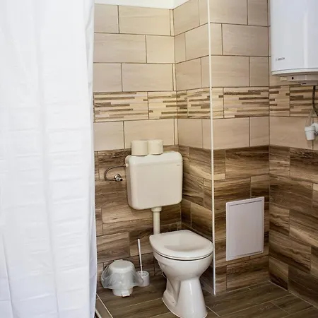 Izisz Apartment