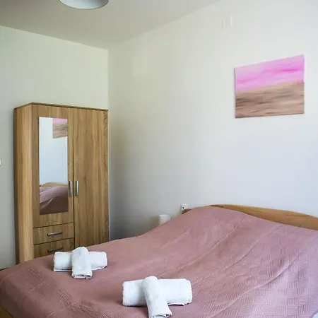 Izisz * Matraterenye