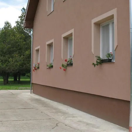 ízisz Apartamento *