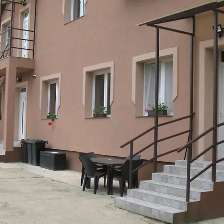 Apartment Izisz *