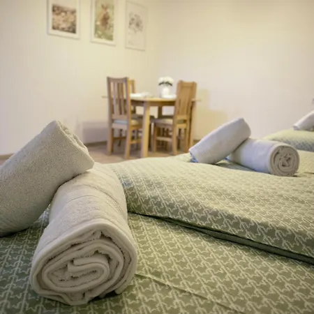 Izisz 公寓 Matraterenye